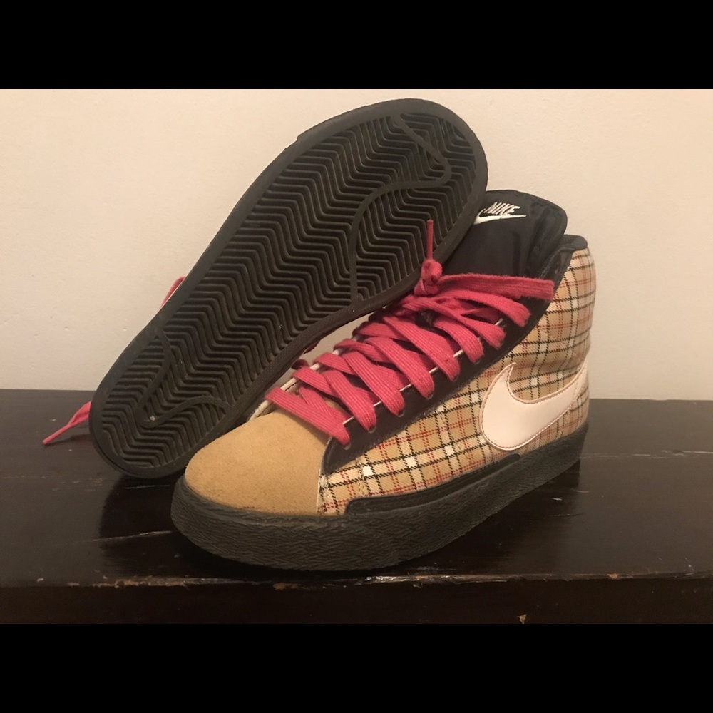 NIKE BLAZER MID (GS) size 7Y pink UNIQUE pattern